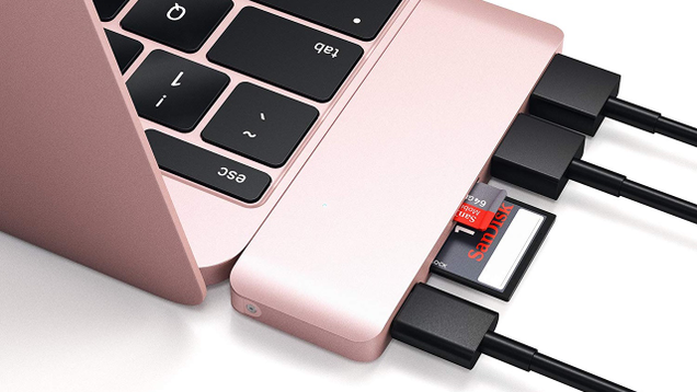 Illustration for article titled The Tech Accessories That You'll Actually Want to Keep Out on Display